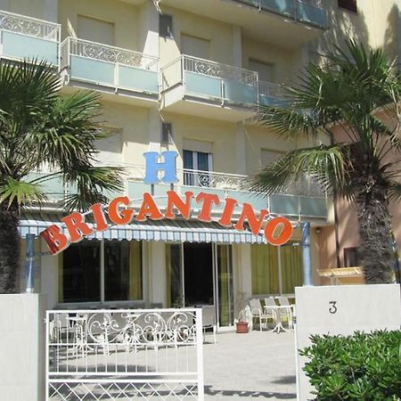 Hotel Brigantino Милано Мартима Екстериор снимка